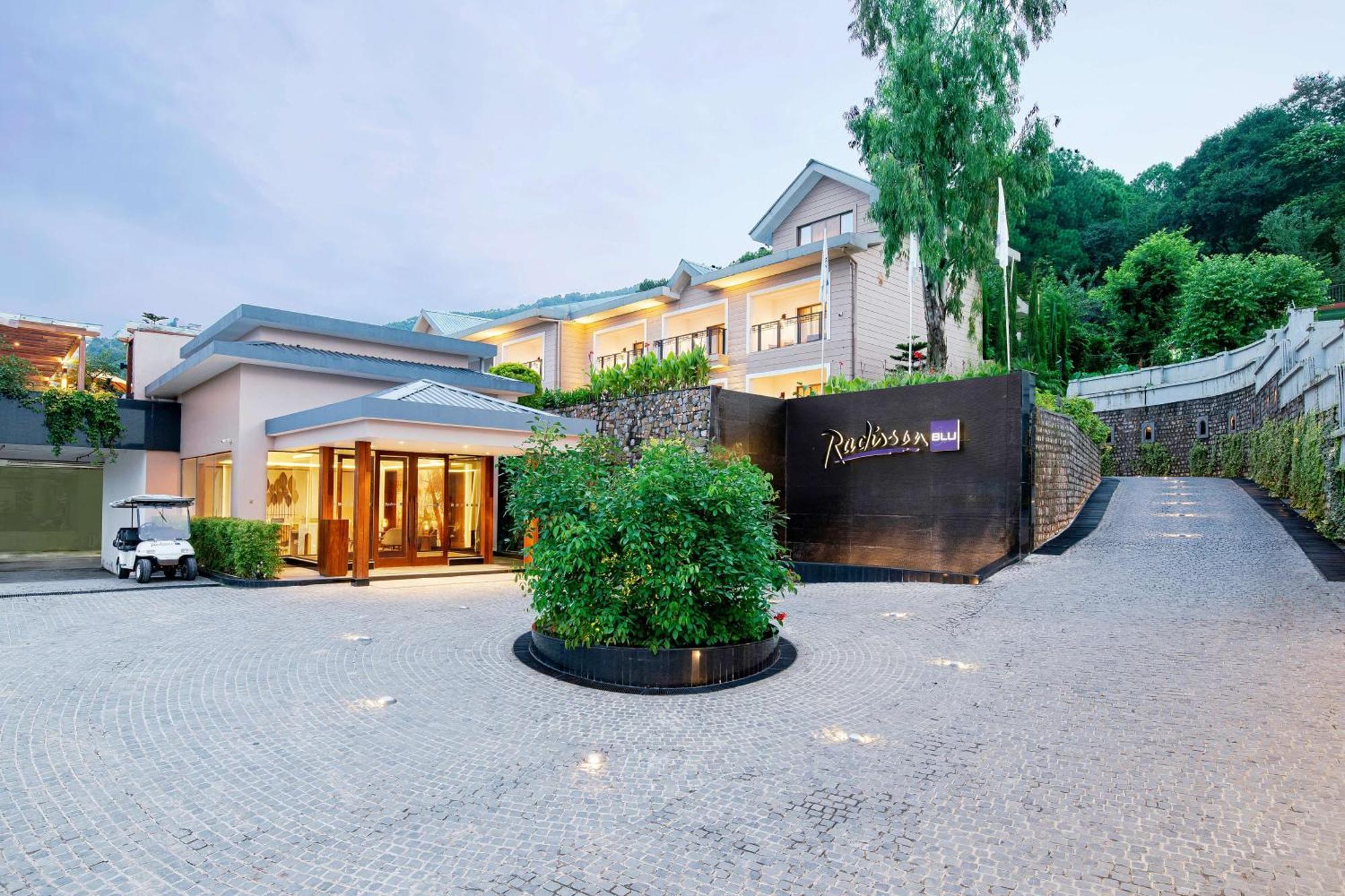 Radisson Blu Resort Dharamshala Extérieur photo